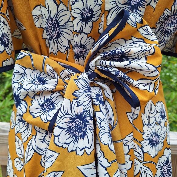 Eliza J Floral Fit & Flare Midi Dress Women's 8 Flutter Sleeve Pockets Retro - Picture 11 of 16